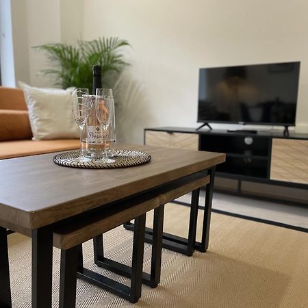 Modern City Centre Apartment إكزيتر المظهر الخارجي الصورة