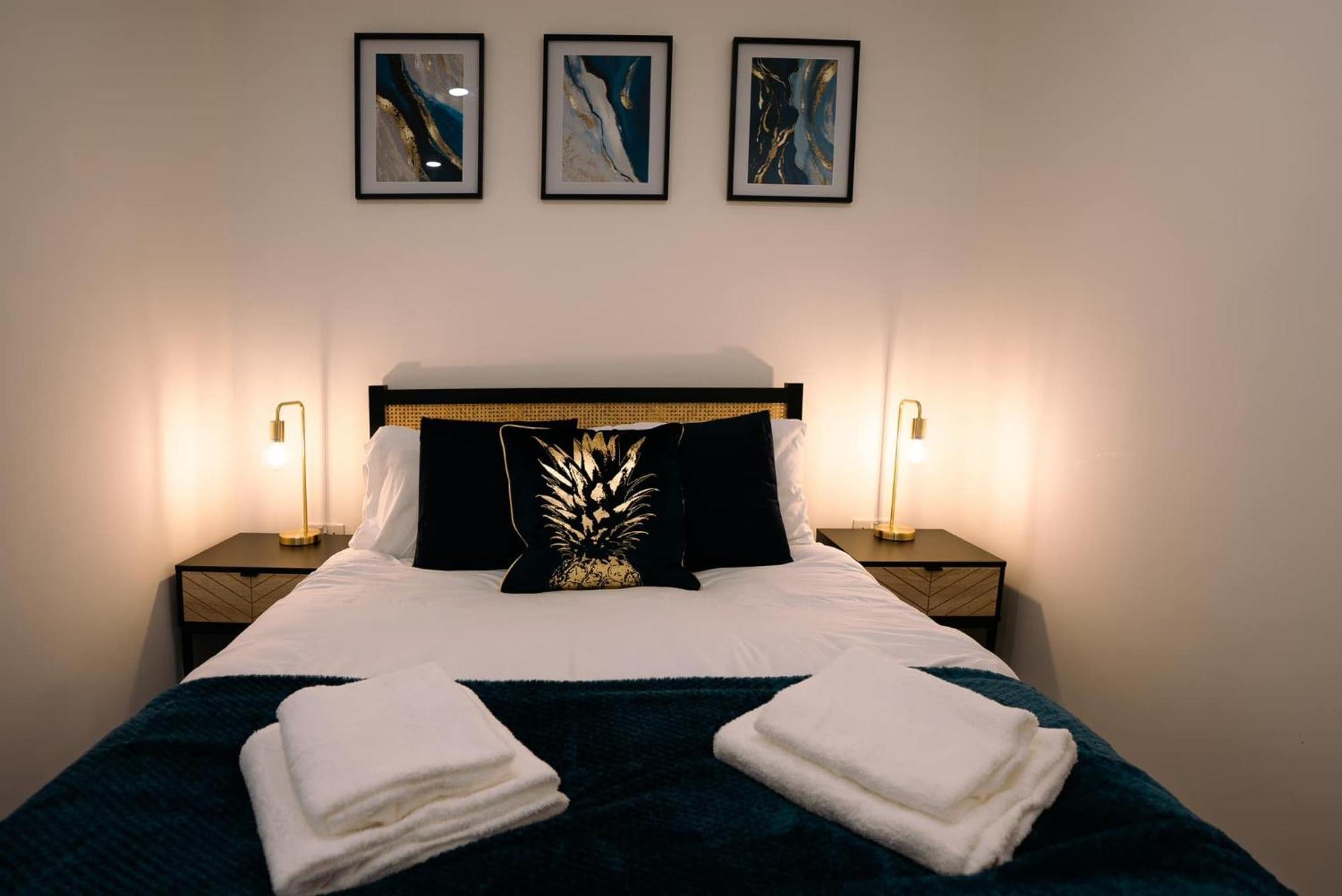 Modern City Centre Apartment إكزيتر المظهر الخارجي الصورة